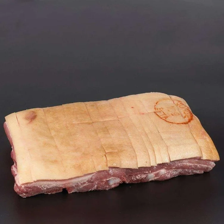 Svin sideflesk m/kn ben/rutet svor frys  3xca6,5kg  kg