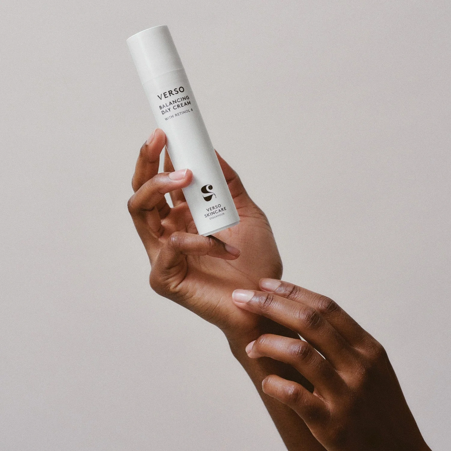 Verso N°2 Balancing Day Cream With Retinol 8