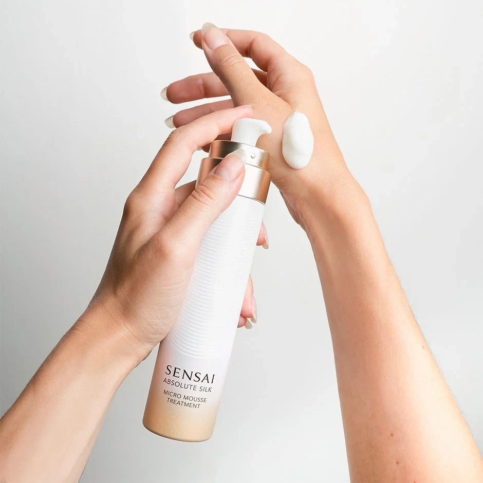Sensai Absolute Silk Micro Mousse Treatment