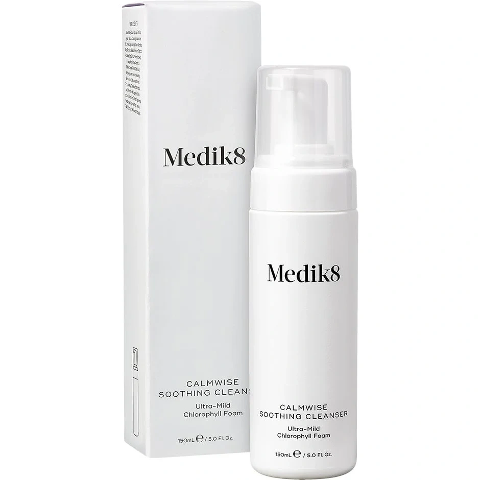 Medik8 Calmwise Soothing Cleanser