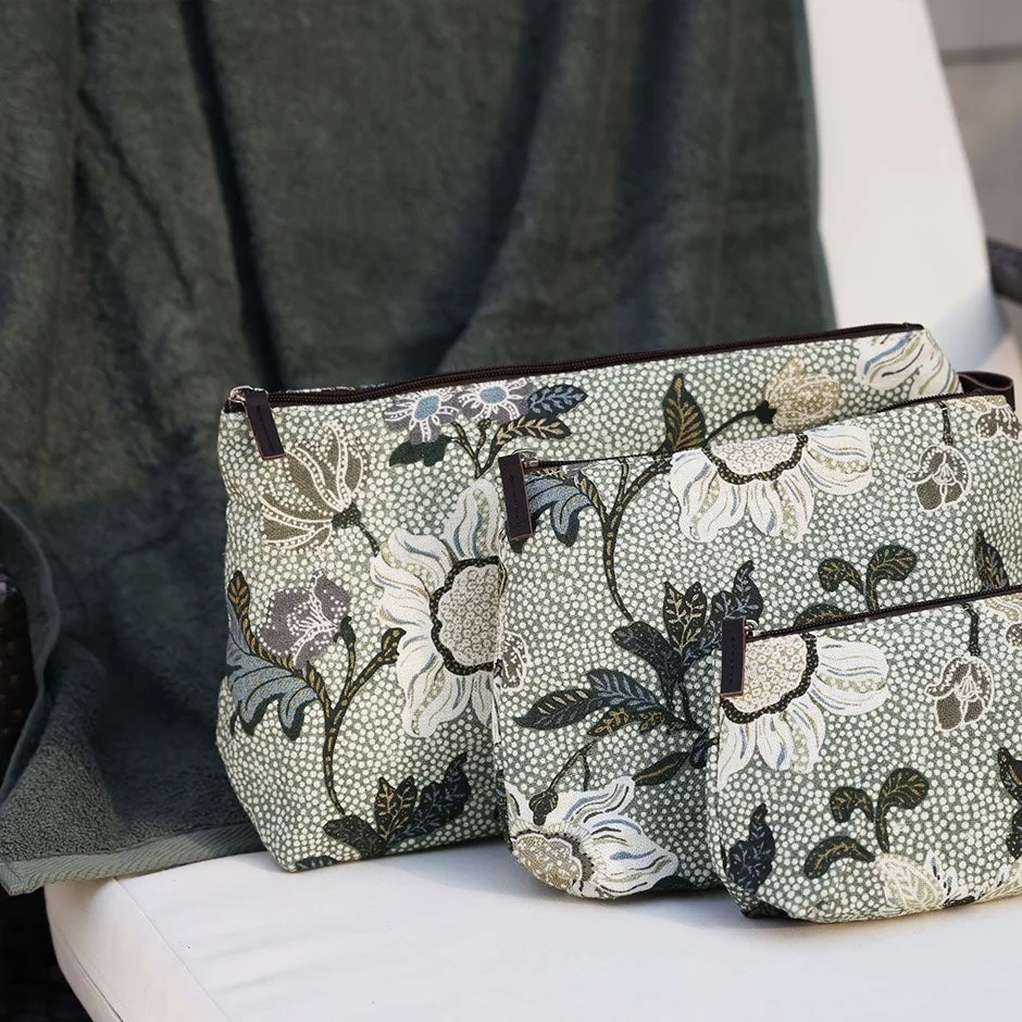 Ceannis Cosmetic Medium Flower Linen