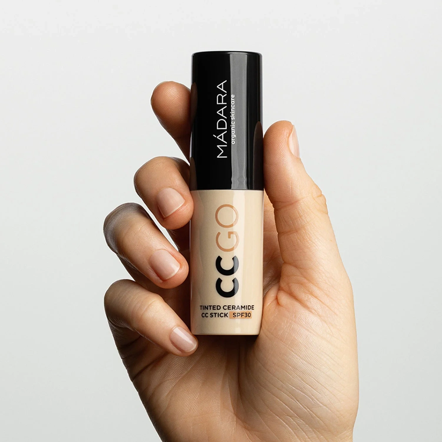 MÁDARA CC GO Tinted Ceramide CC Stick SPF30