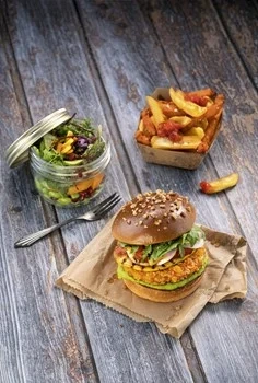 Salomon Green Heroes Crunchy Vegan Burger