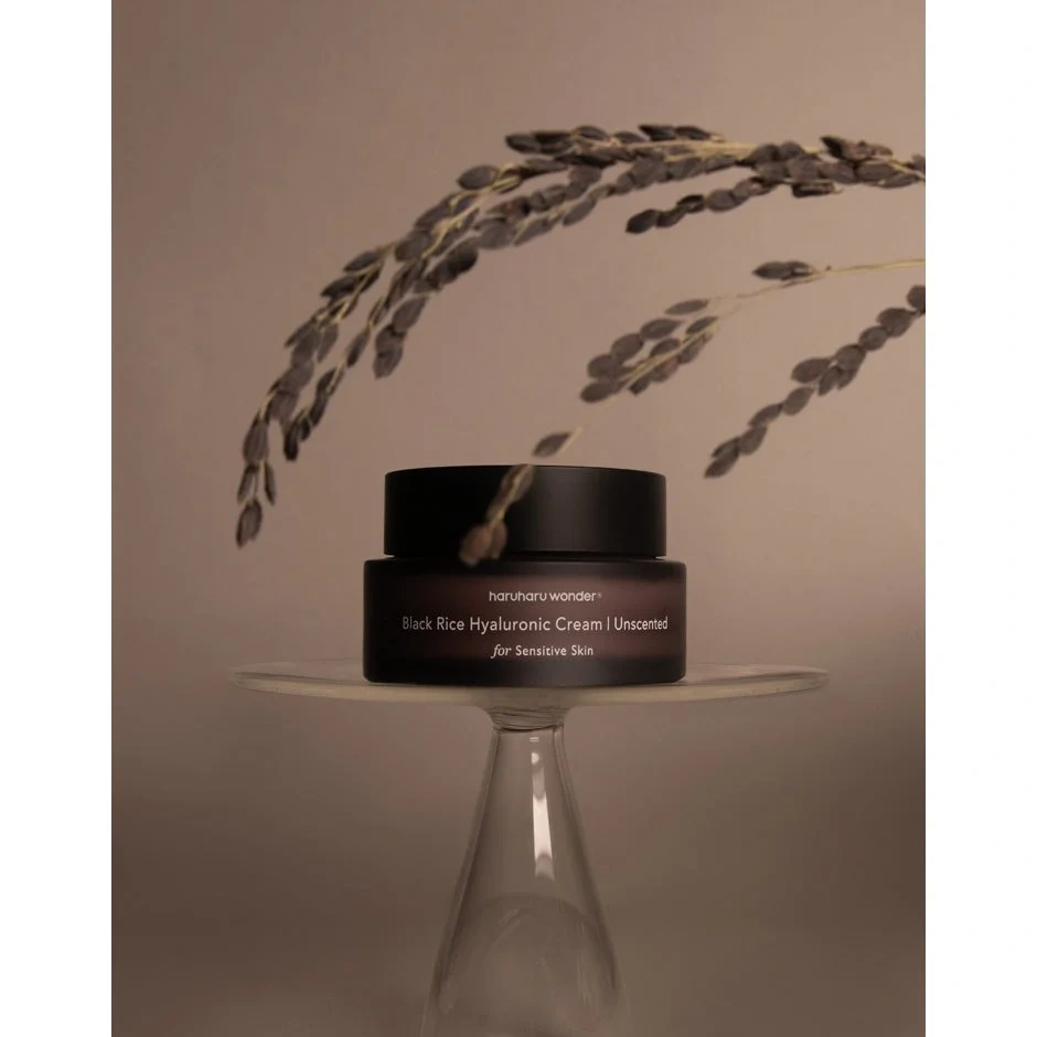 haruharu wonder Black Rice Hyaluronic Cream