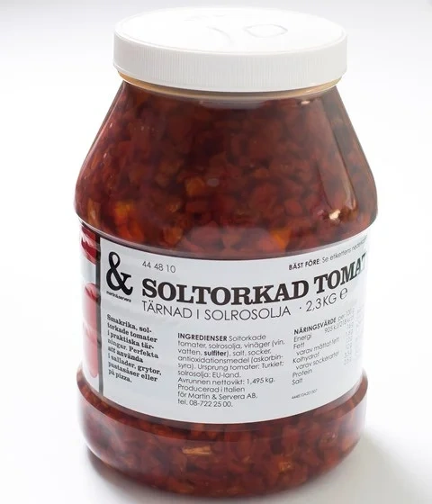 Soltorkad tomat tärnad