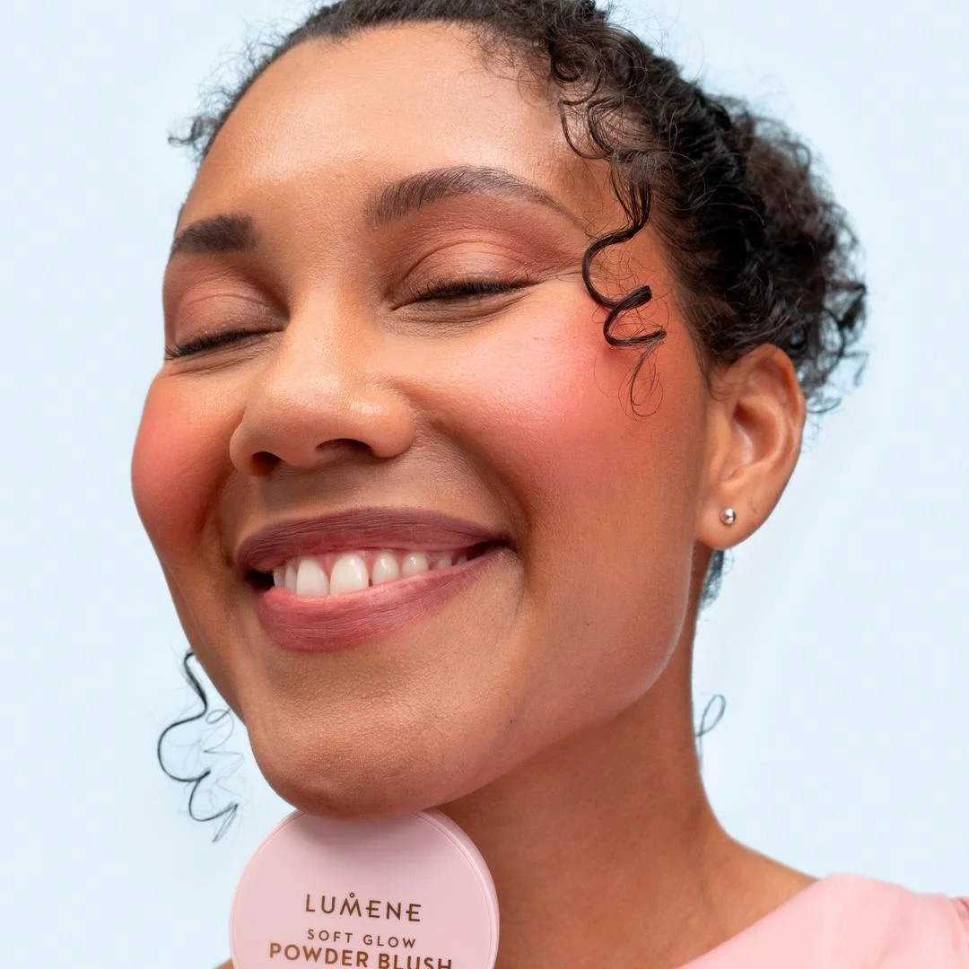 Soft Glow Powder Blush 3