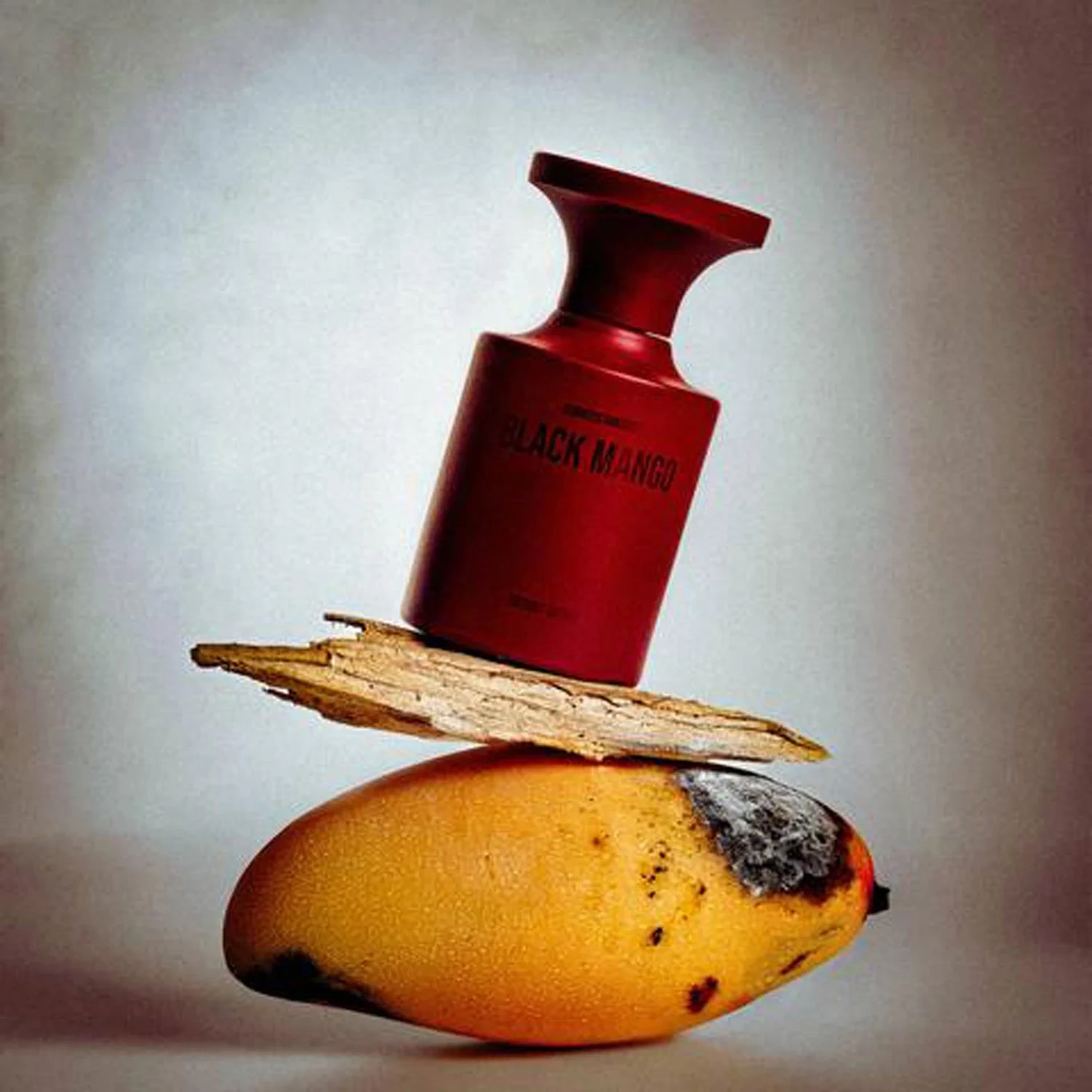 BORNTOSTANDOUT Black Mango Extrait Extrême