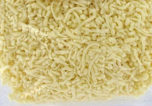 Mozzarella 22 % strimlad