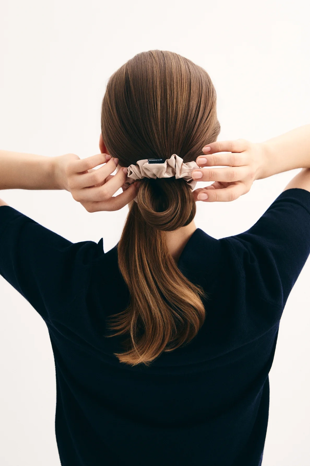 ByBarb Silk Scrunchie Beige