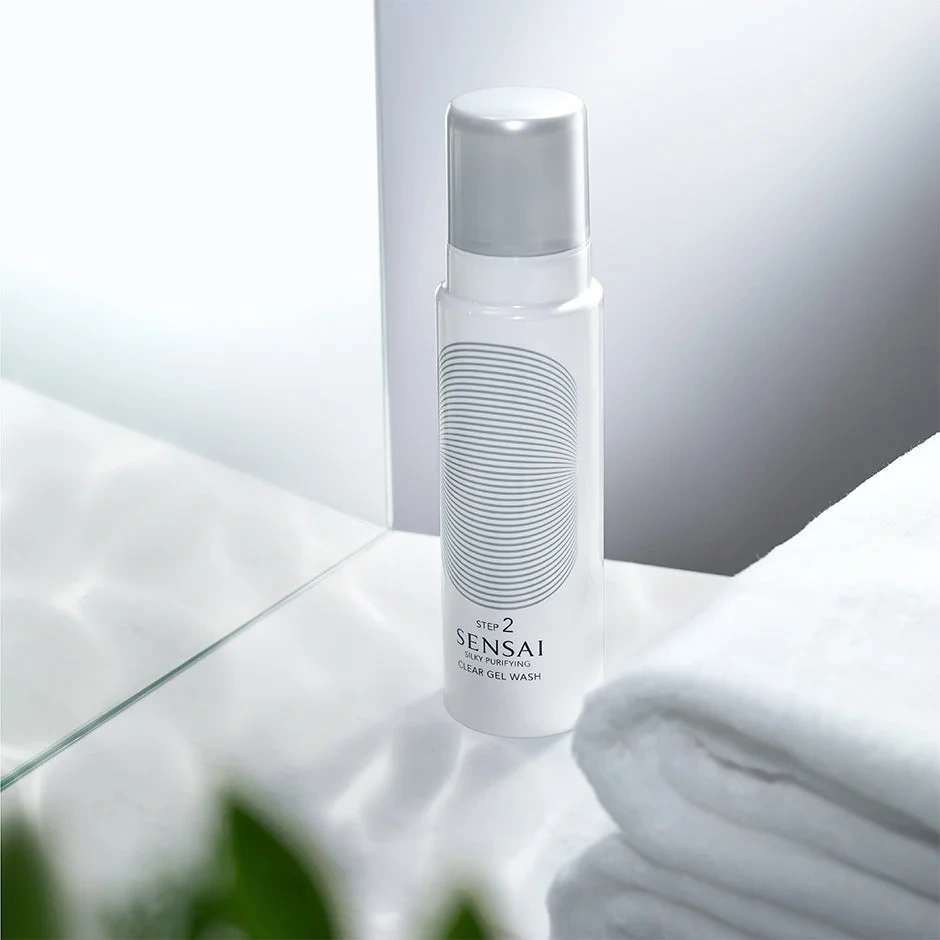 Sensai Silky Purifying Clear Gel Wash