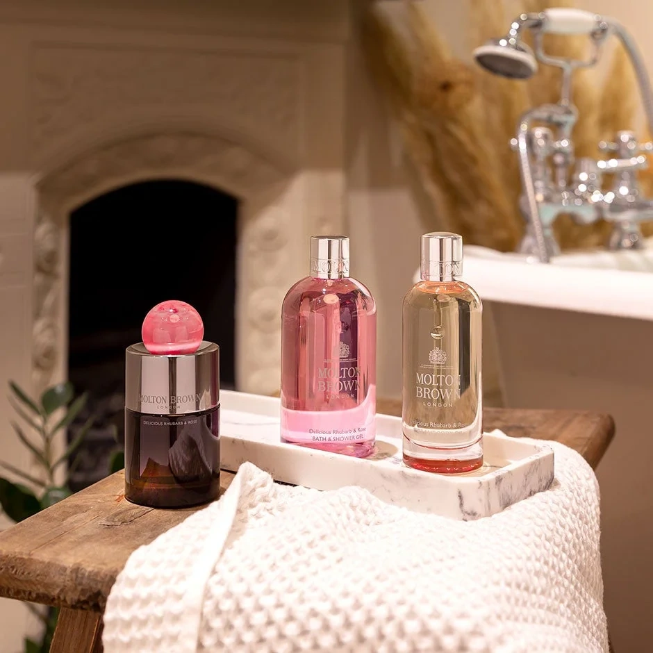 Molton Brown Delicious Rhubarb & Rose Eau de Parfum 100 ml