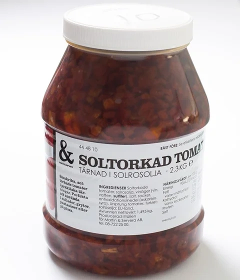 Soltorkad tomat tärnad