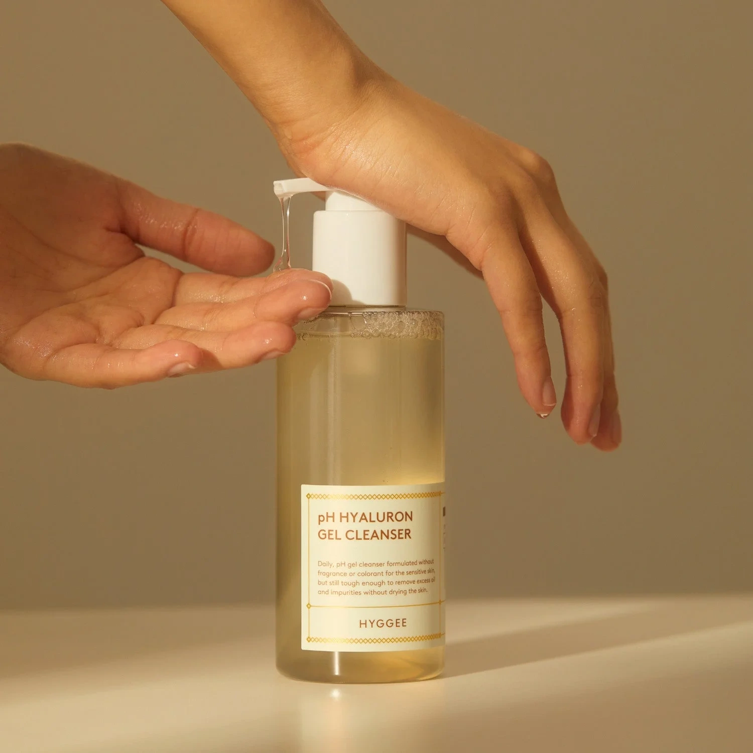 Hyggee pH Hyaluron Gel Cleanser 200 ml