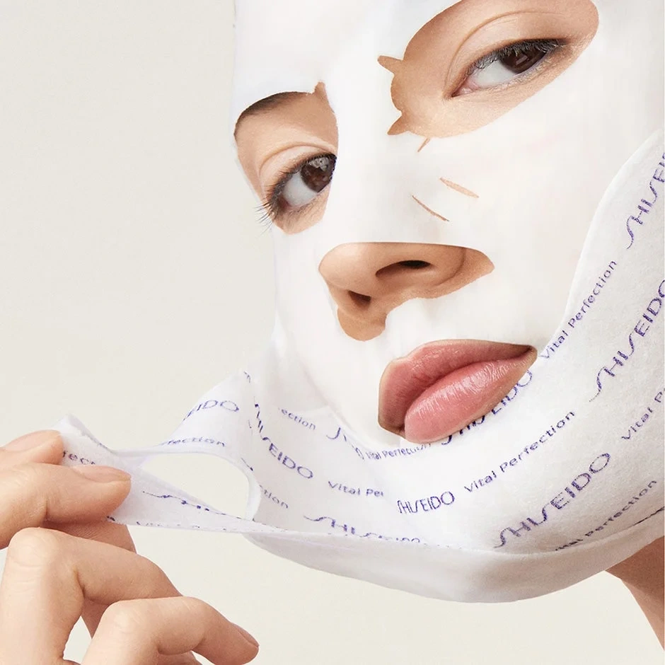 Shiseido Vital Perfection Liftdefine Radiance Face Mask