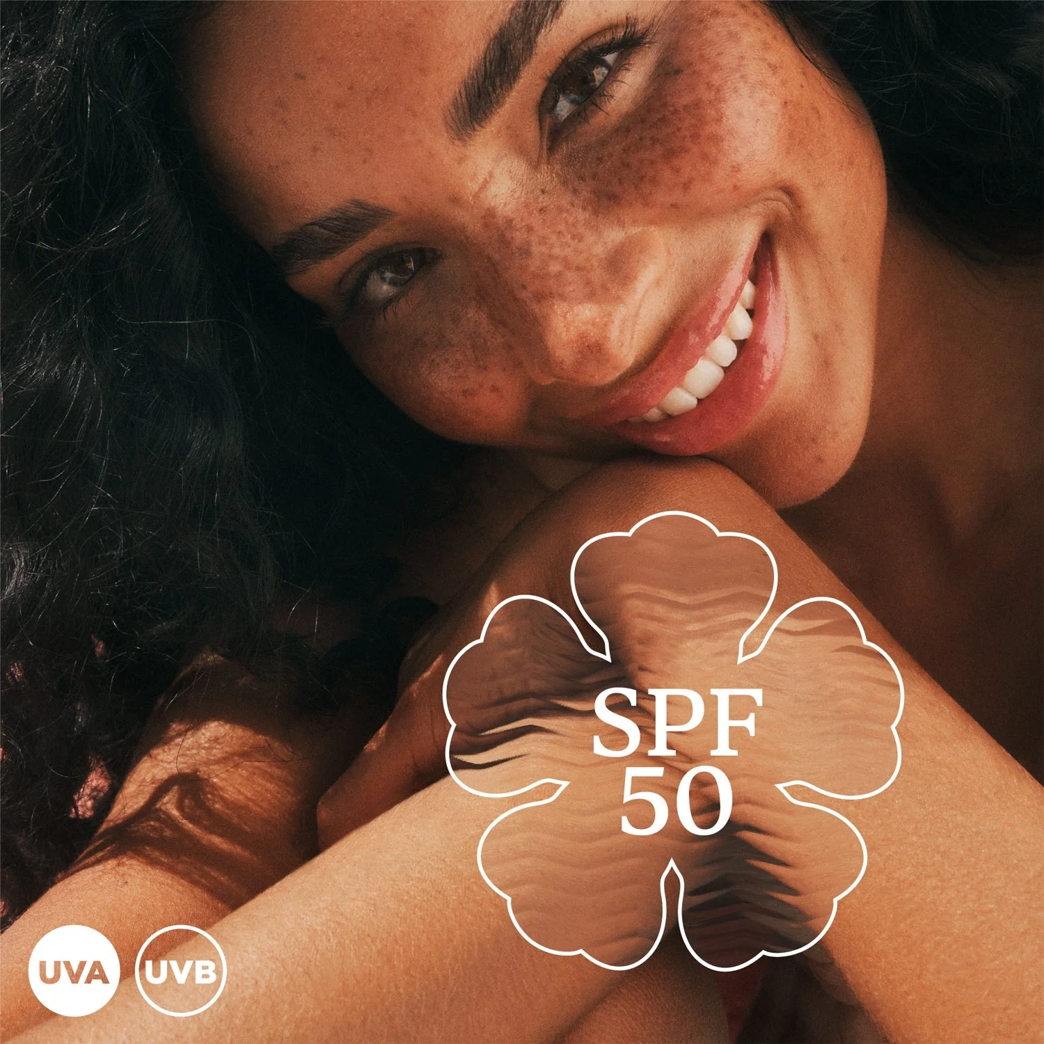Glowing Protection Face SPF50
