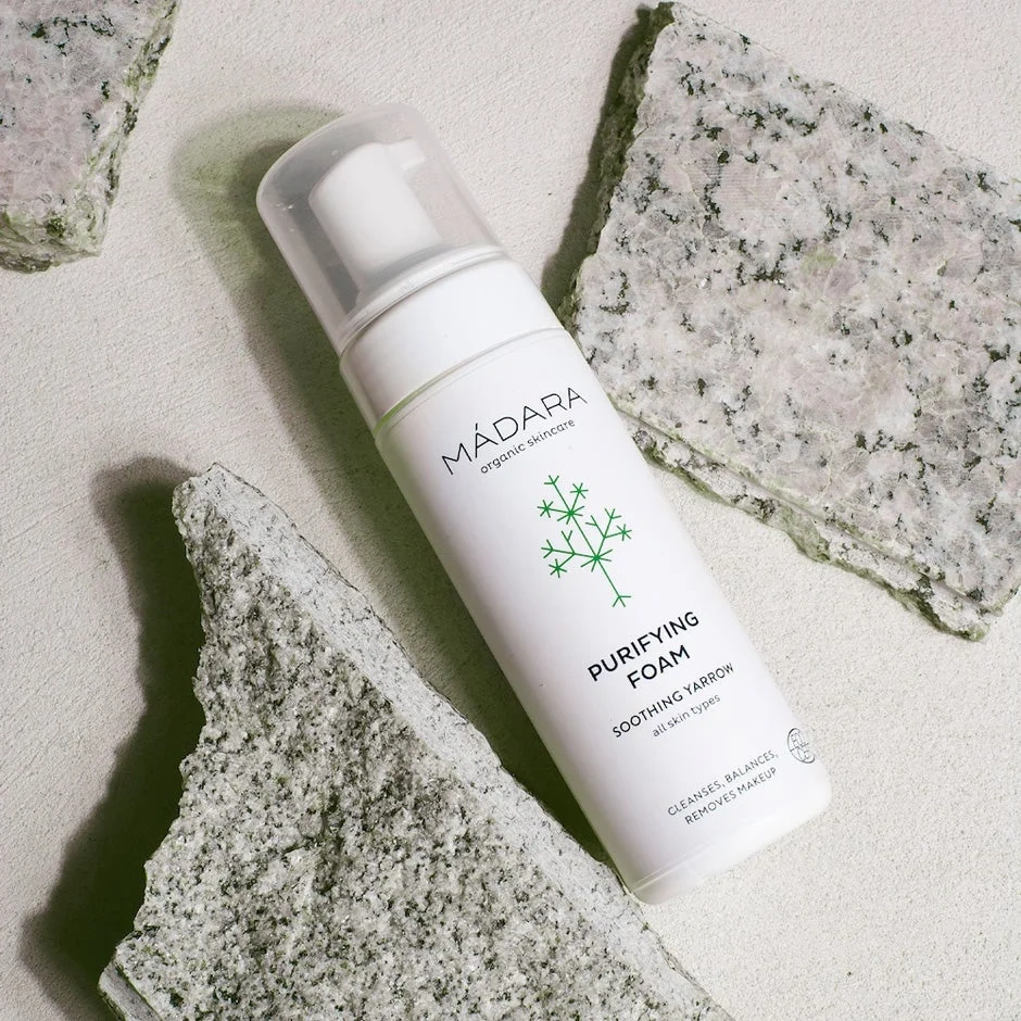 MÁDARA Purifying Foam