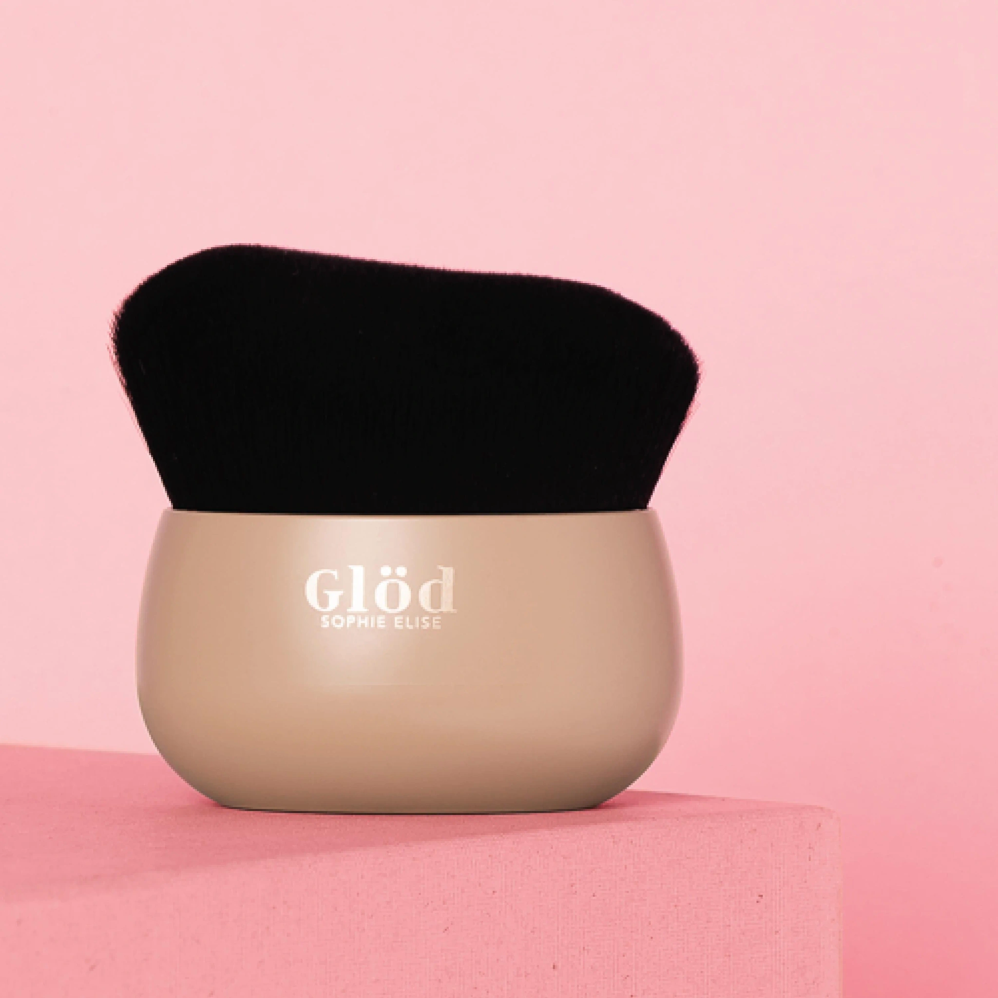 Glöd Sophie Elise Self Tan Brush Body, 1 stk.