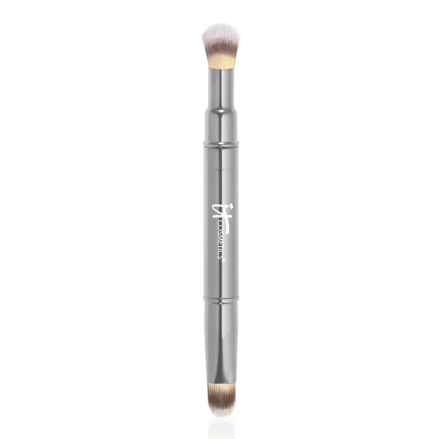 IT Cosmetics Heart Shaped Foundation Brush Limited Edition