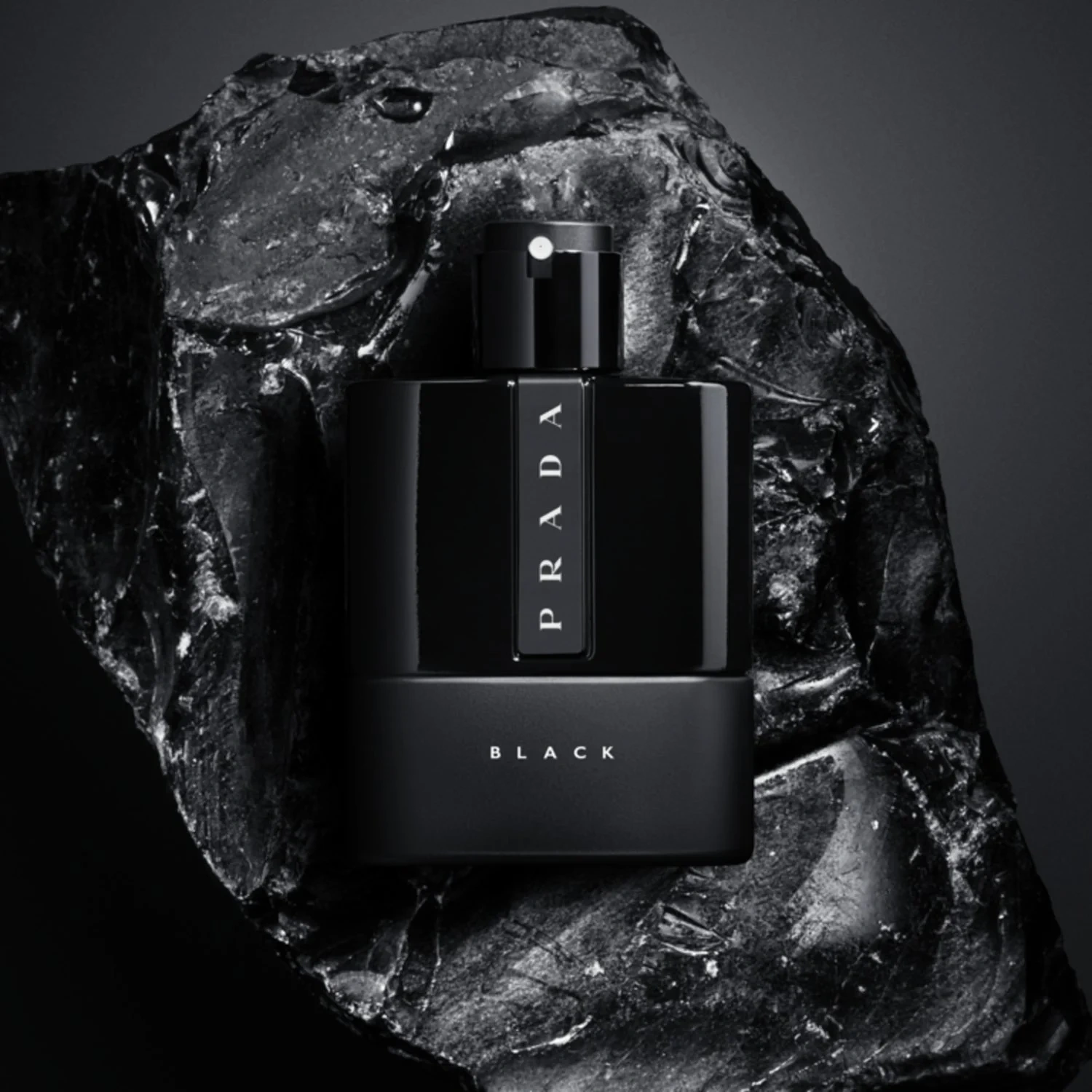 Prada Luna Rossa Black