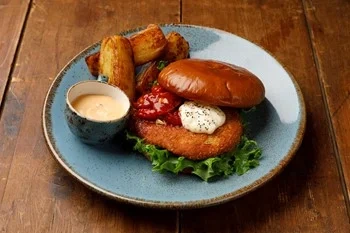 FLÄSKFÄRSSCHNITZEL PANERAD 140 g