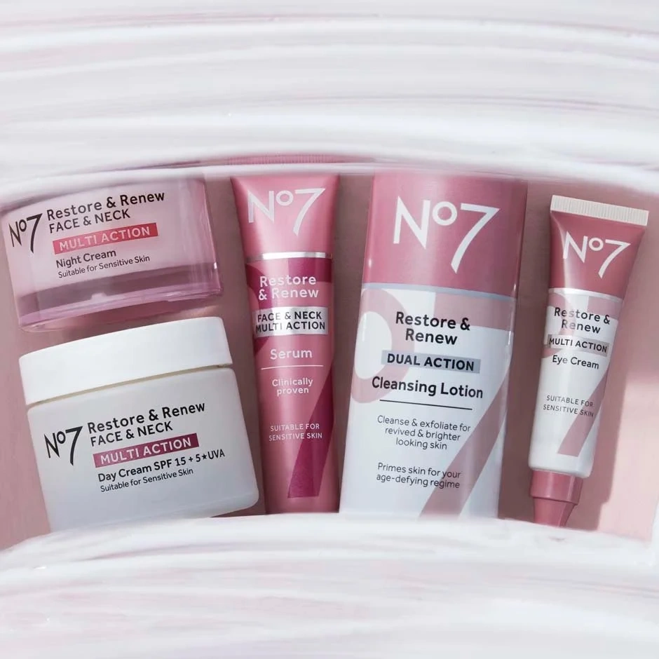 No7 Restore & Renew Cleansing Lotion