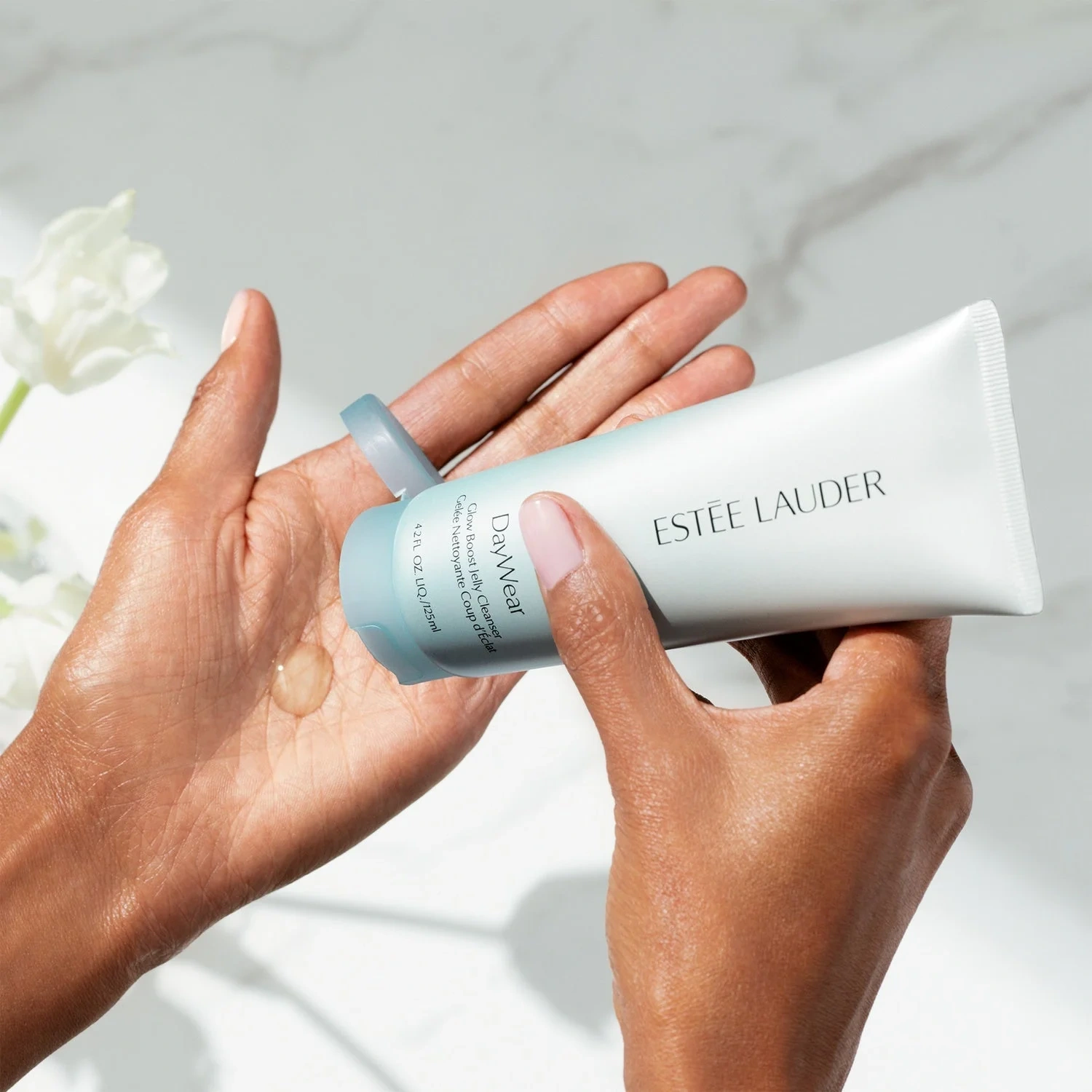 Estée Lauder Daywear Glow Boost Jelly Cleanser