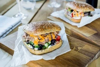Fullkornsbröd chia-vallmo