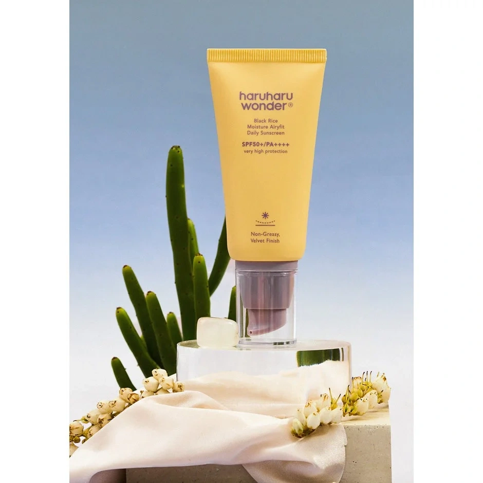haruharu wonder Black Rice Moisture Airyfit Daily Sunscreen SPF50+ PA++++, 50 ml