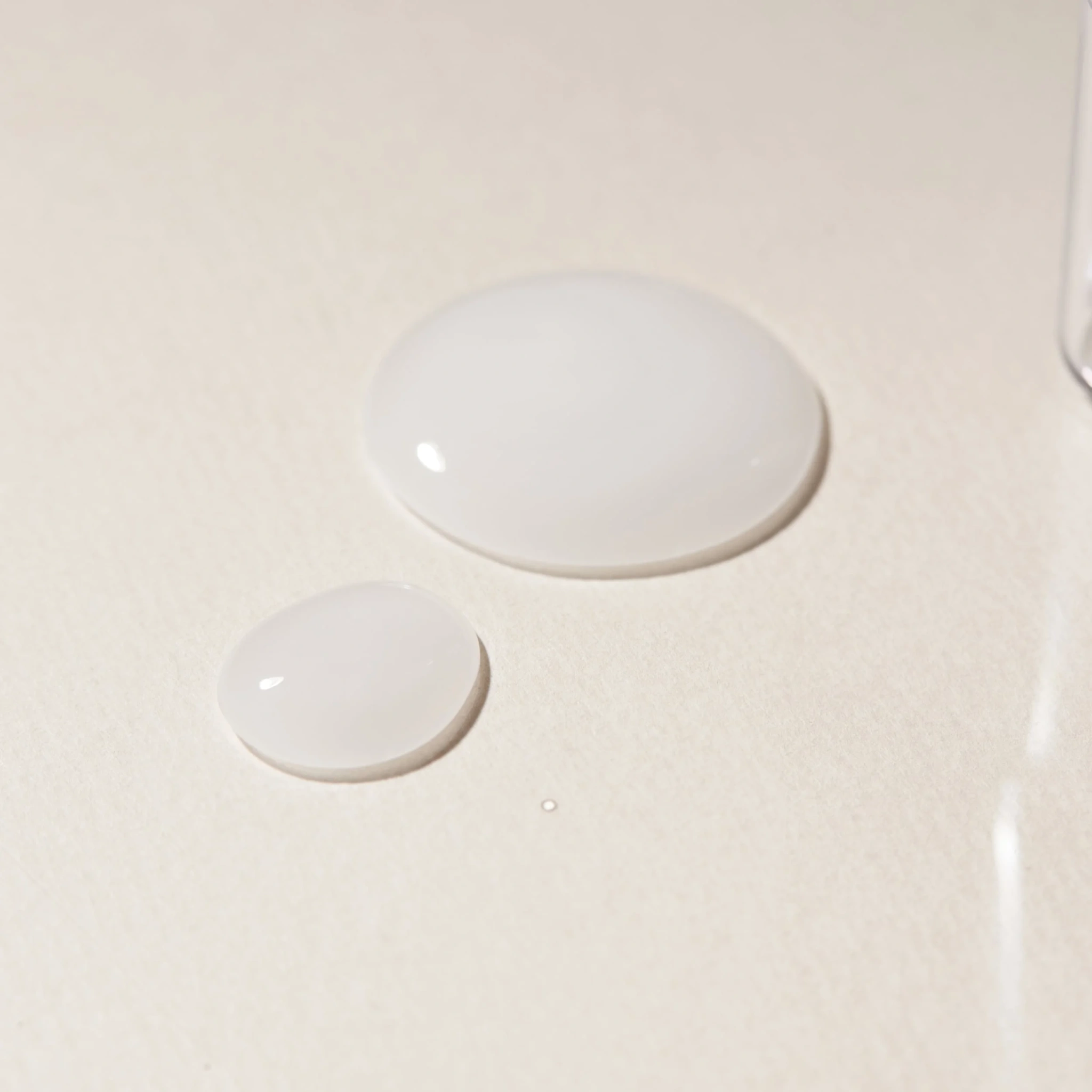 Axis-Y Dark Spot Correcting Glow Serum