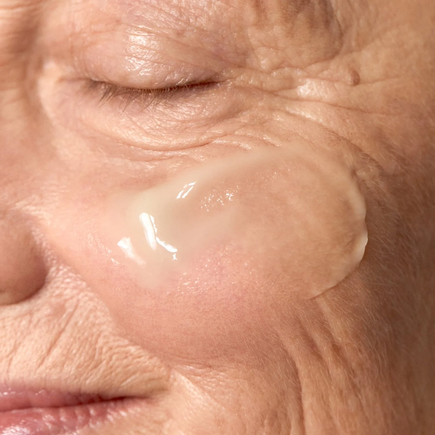 MÁDARA AGE PRO Intense Wrinkle Serum