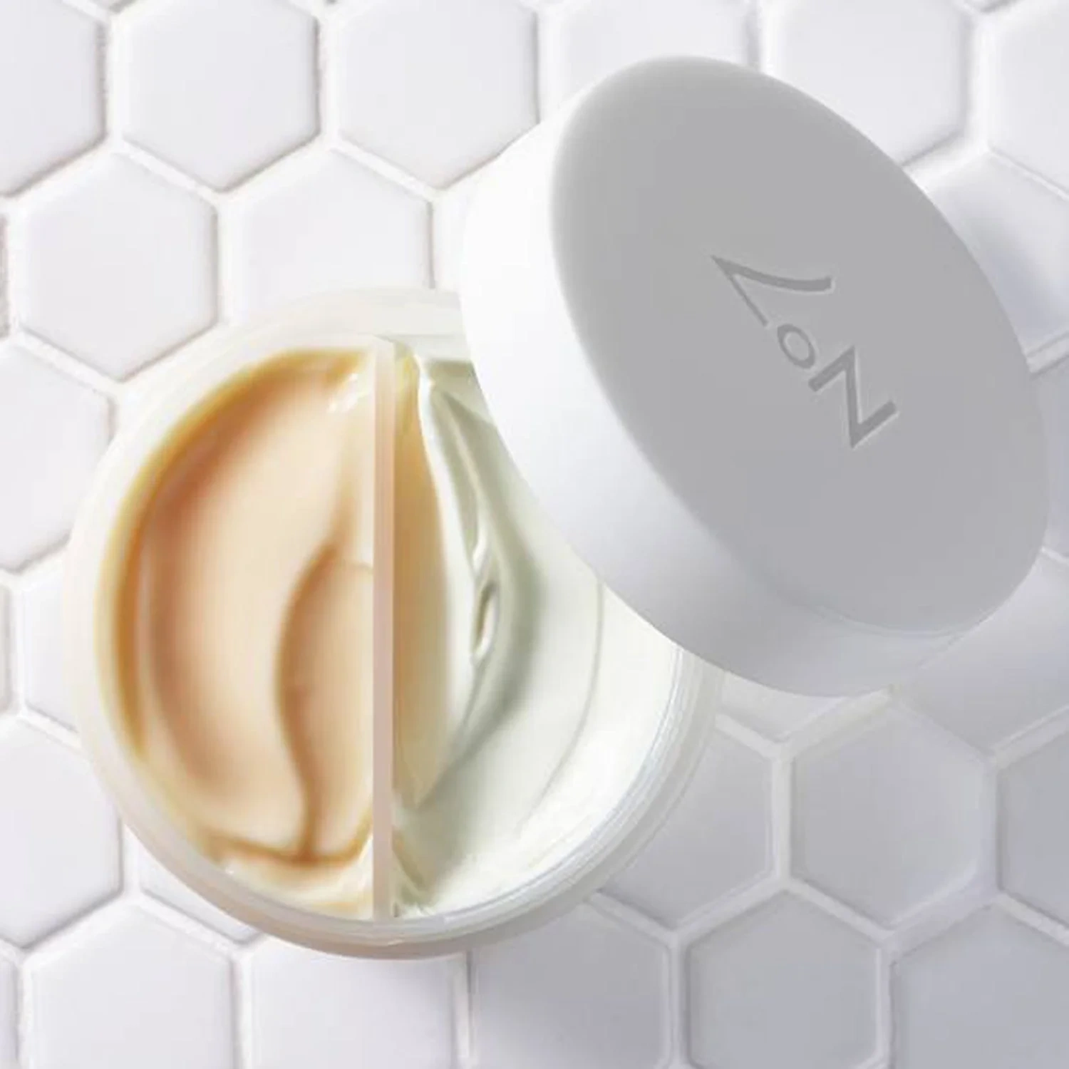No7 Pure Retinol Triple Action Day Cream