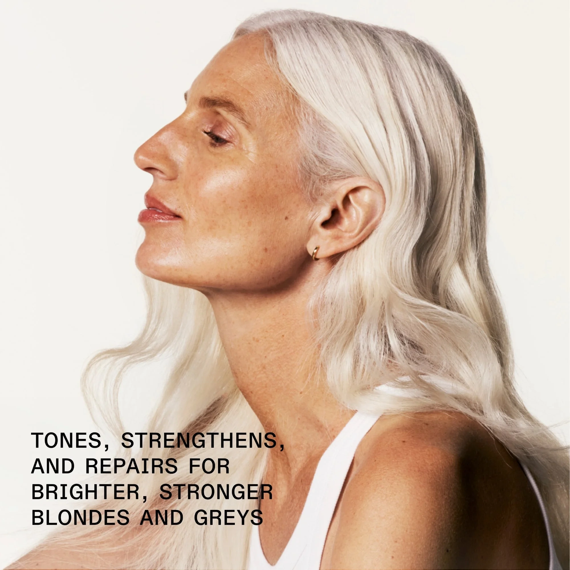 Olaplex No.4P Blonde Enhancer Toning Shampoo