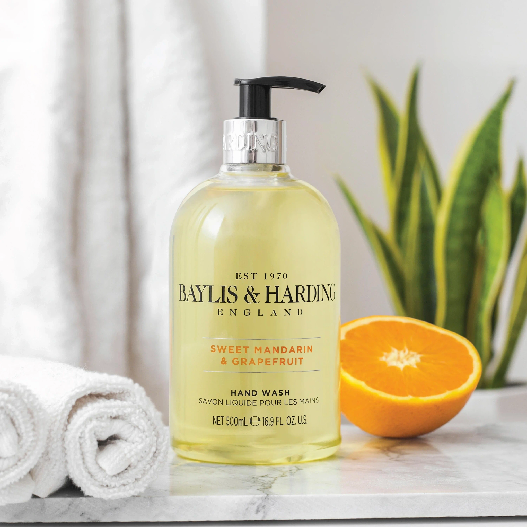 Baylis & Harding Signature Sweet Mandarin & Grapefruit Hand Wash, 500 ml