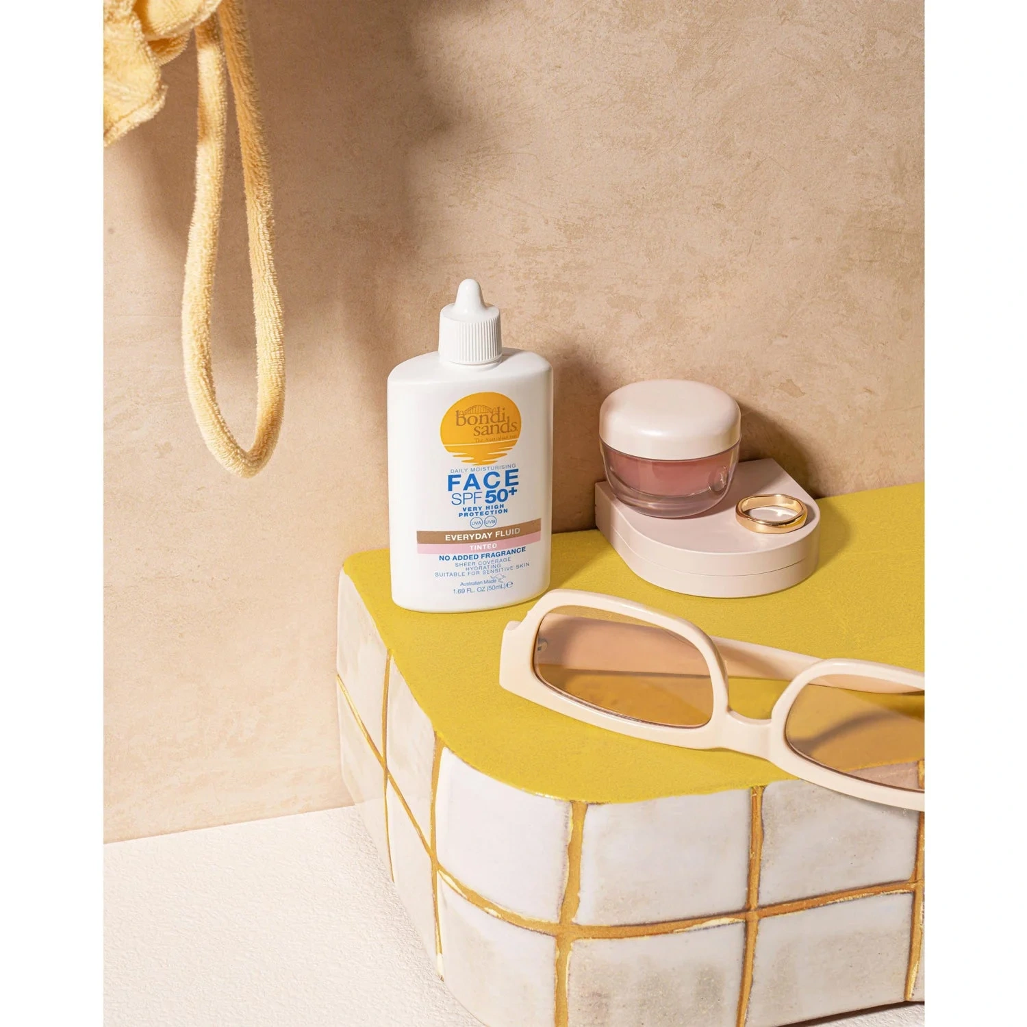 Bondi Sands SPF50+Everyday Tinted Face Fluid
