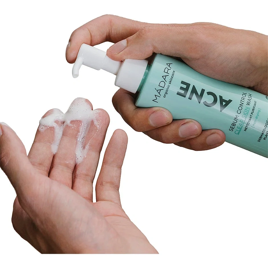 MÁDARA ACNE Sebum Control Clear Skin Wash
