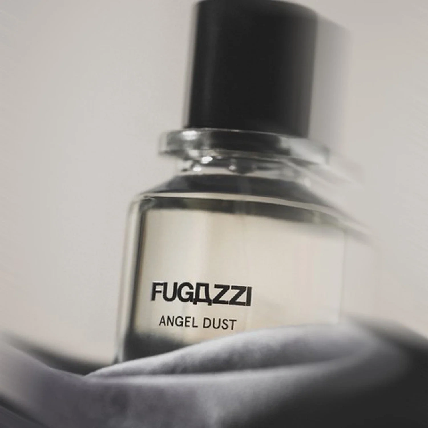 Fugazzi Angel Dust Extrait de Parfum