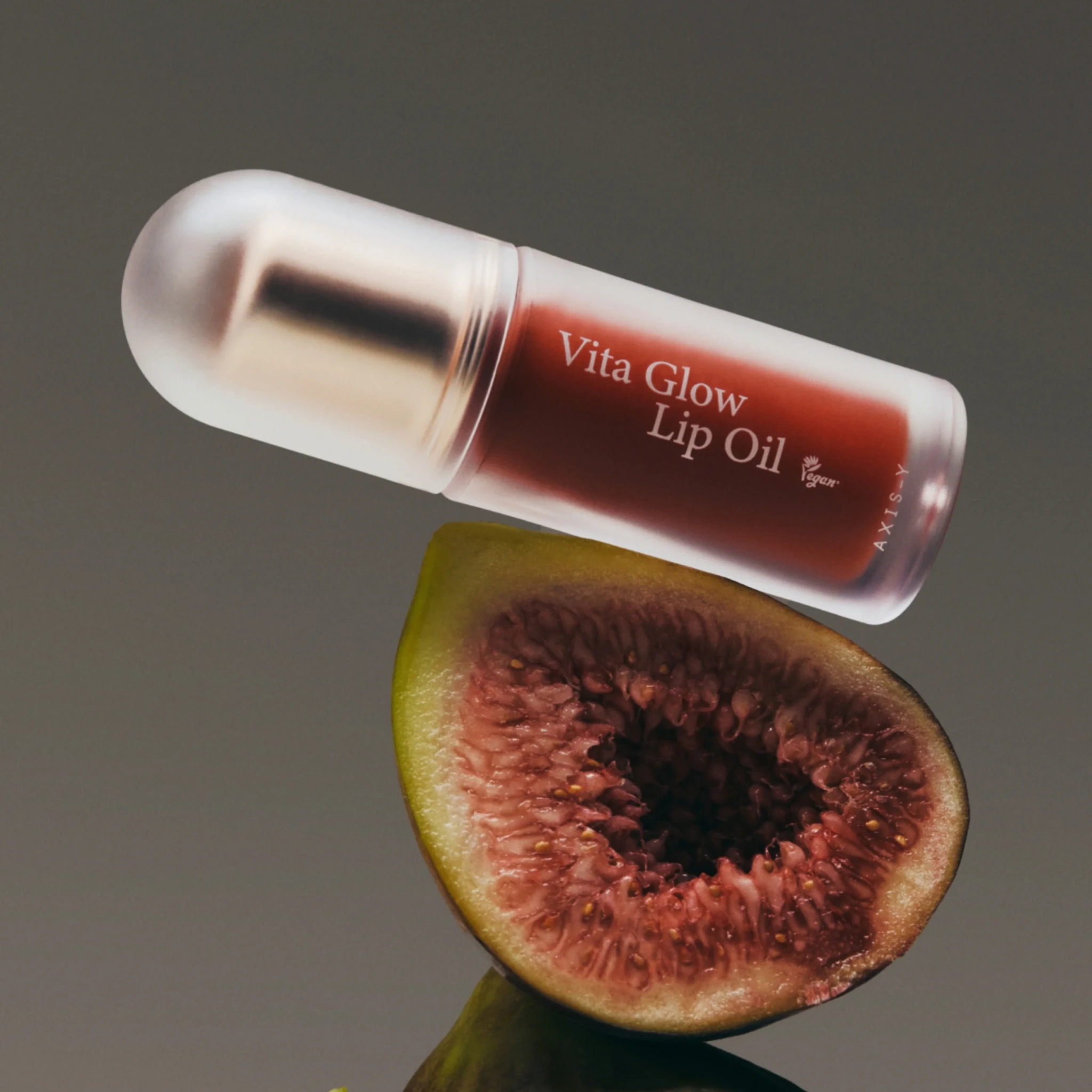 Axis-Y Vita Glow Lip Oil, Cozy Fig, 4,5 g