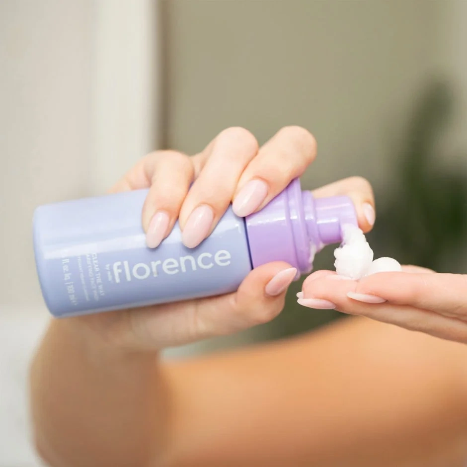Florence By Mills Clear the Way Clarifying Face Wash