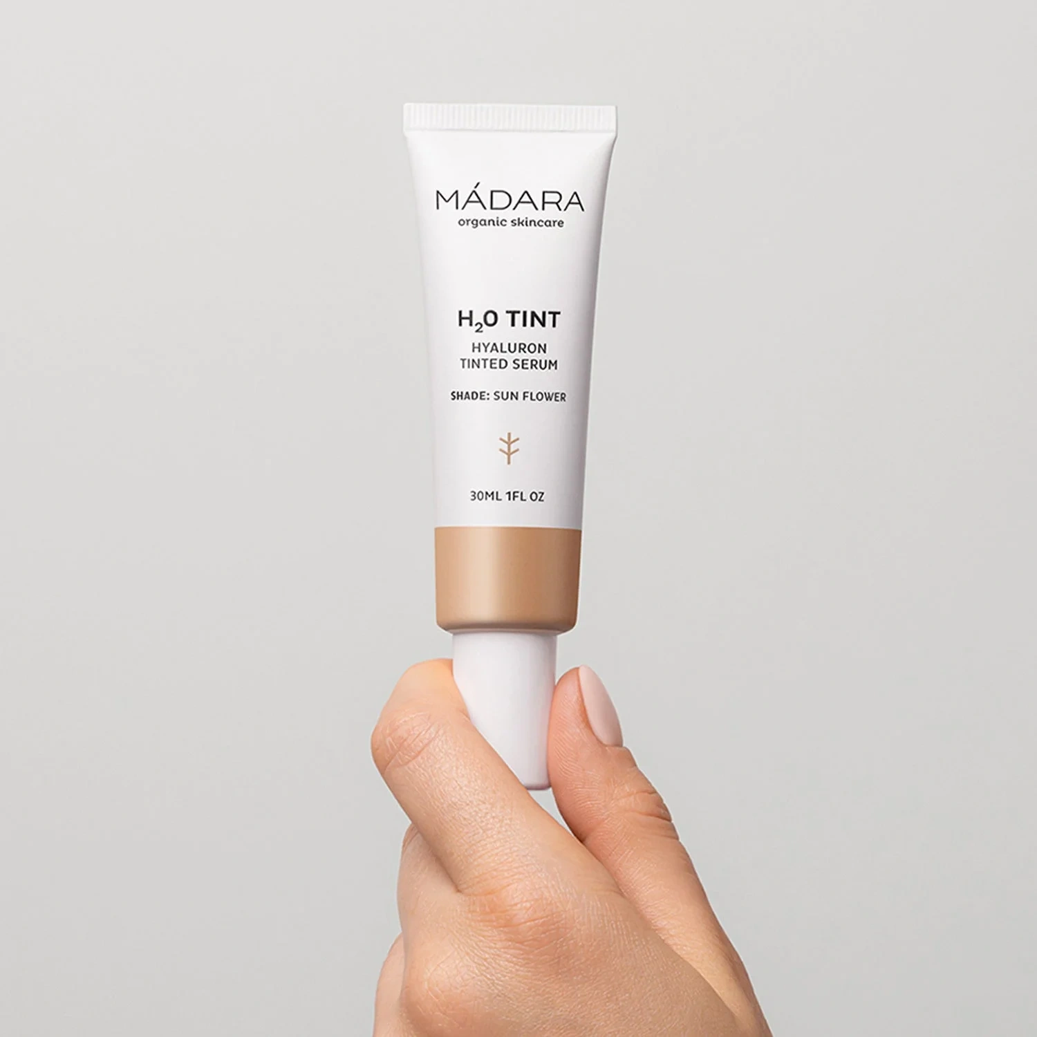 MÁDARA H2O Tint Hyaluron Tinted Serum