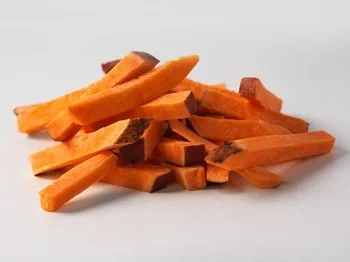 Grönsaksfabriken SÖTPOTATIS STICKS 10MM M SKAL