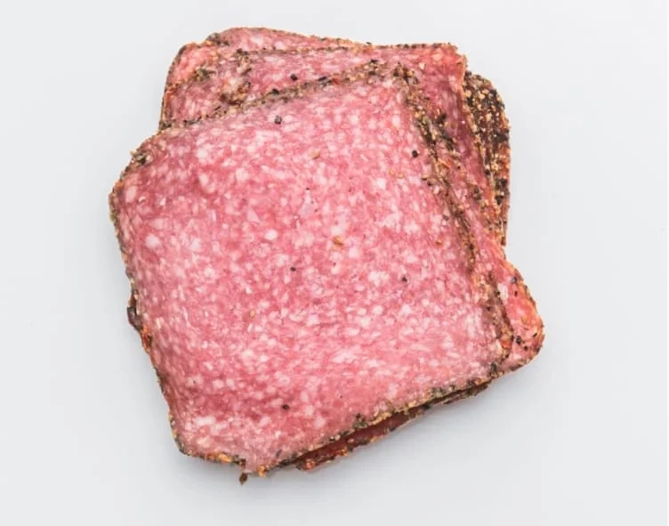 Kryddersalami oppskåret