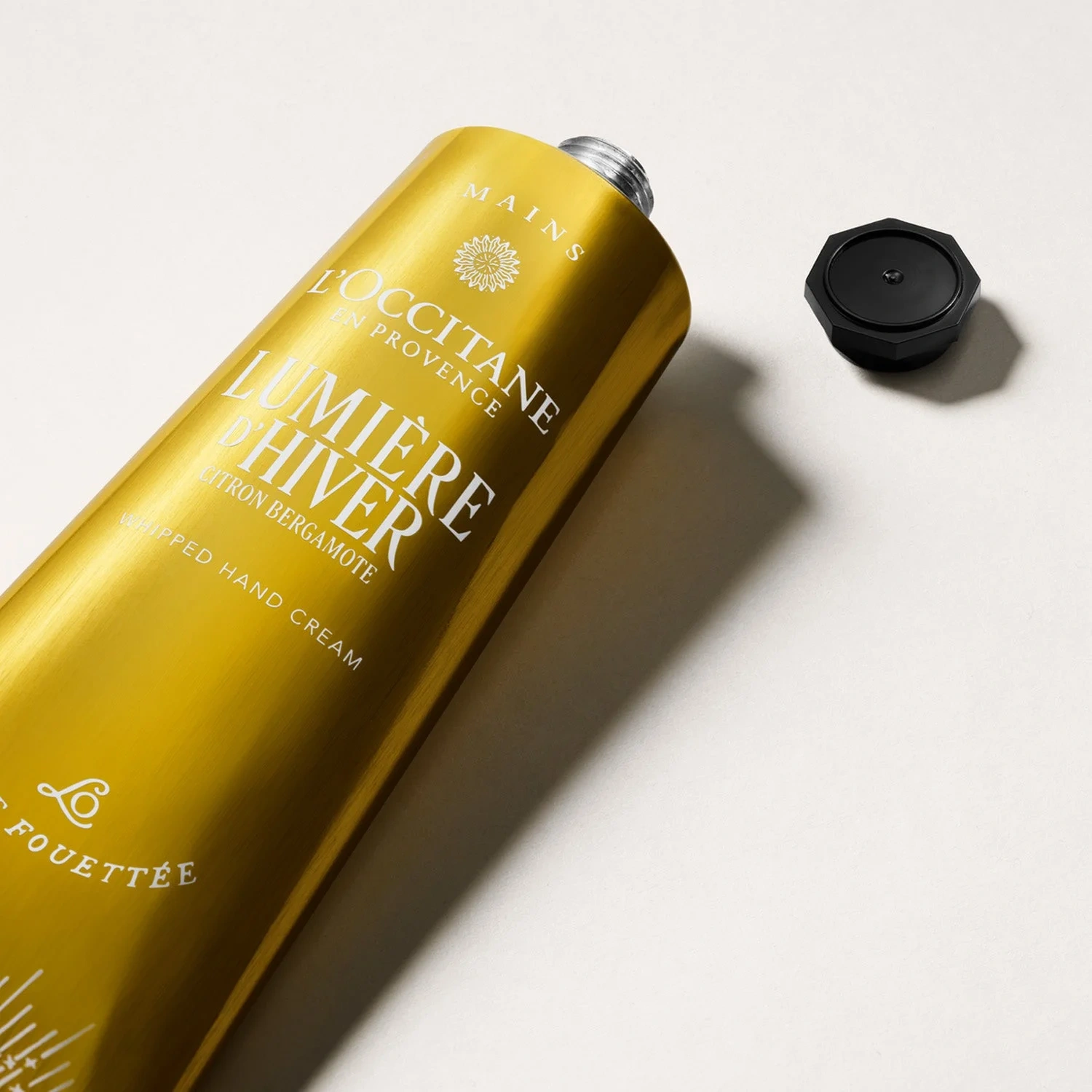 L'Occitane en Provence Shea Midday Lumiére D’Hiver Hand Cream