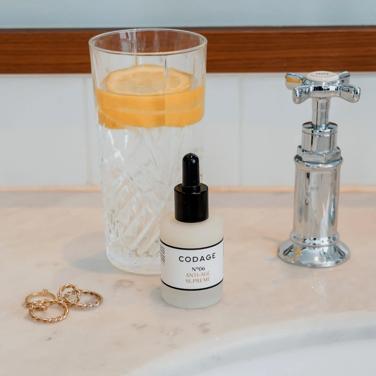 Codage Paris The Serum N°06