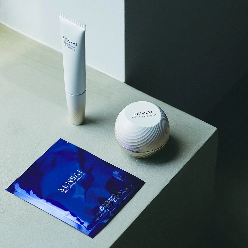 Sensai Total Eye Treatment