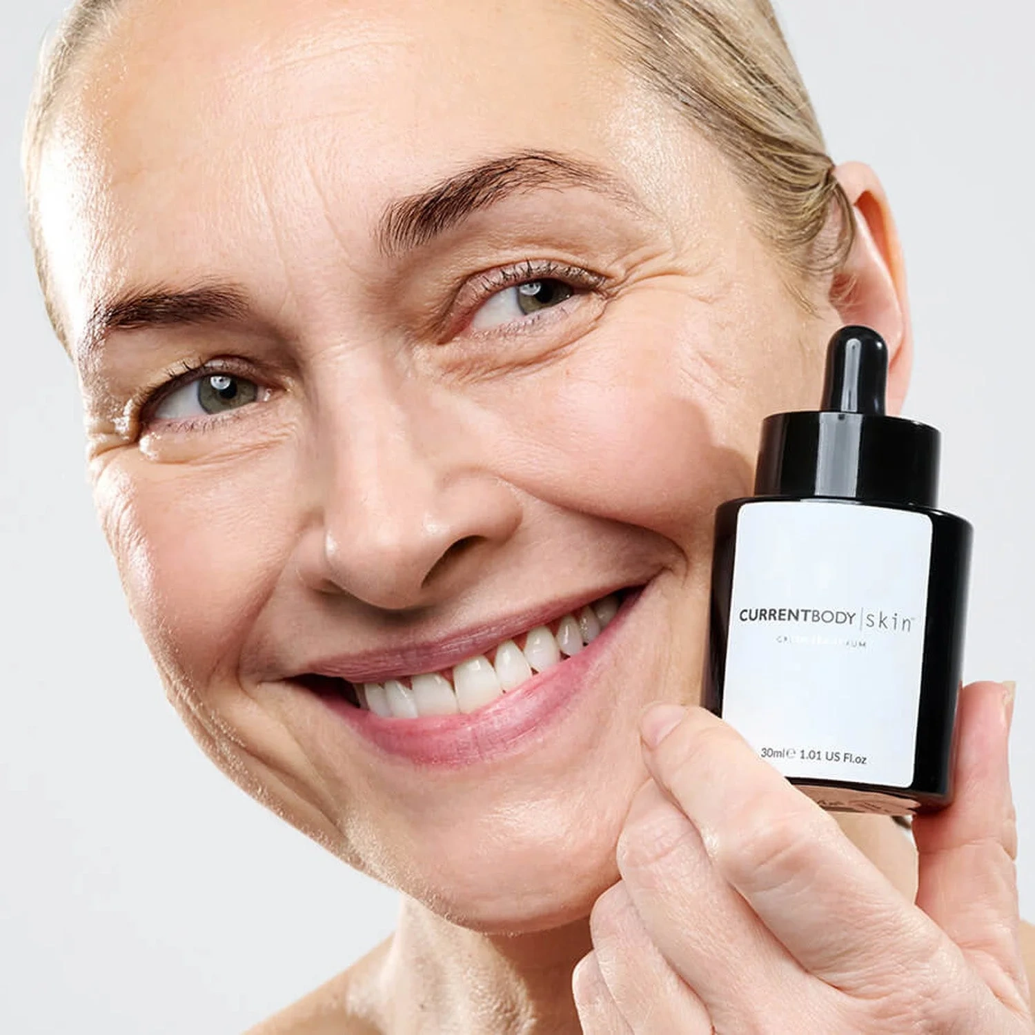 Currentbody Skin Green Tea Serum