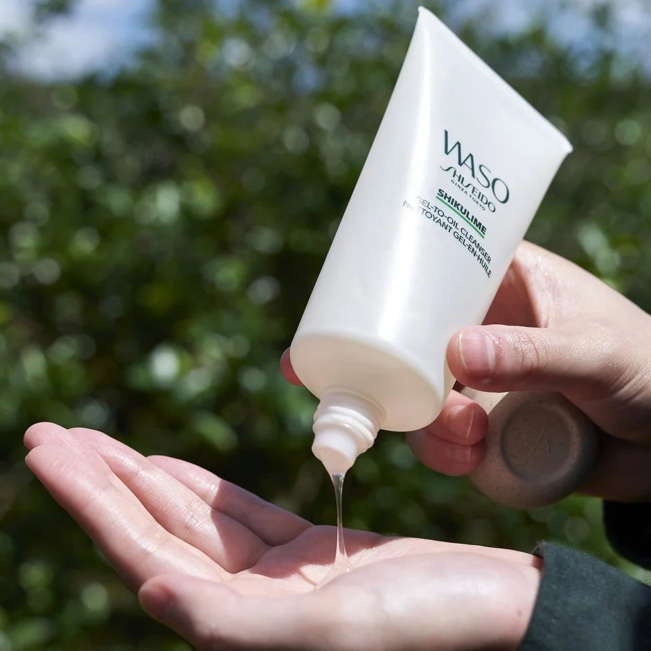 Shiseido Waso Si Gel-to-Oil Clean