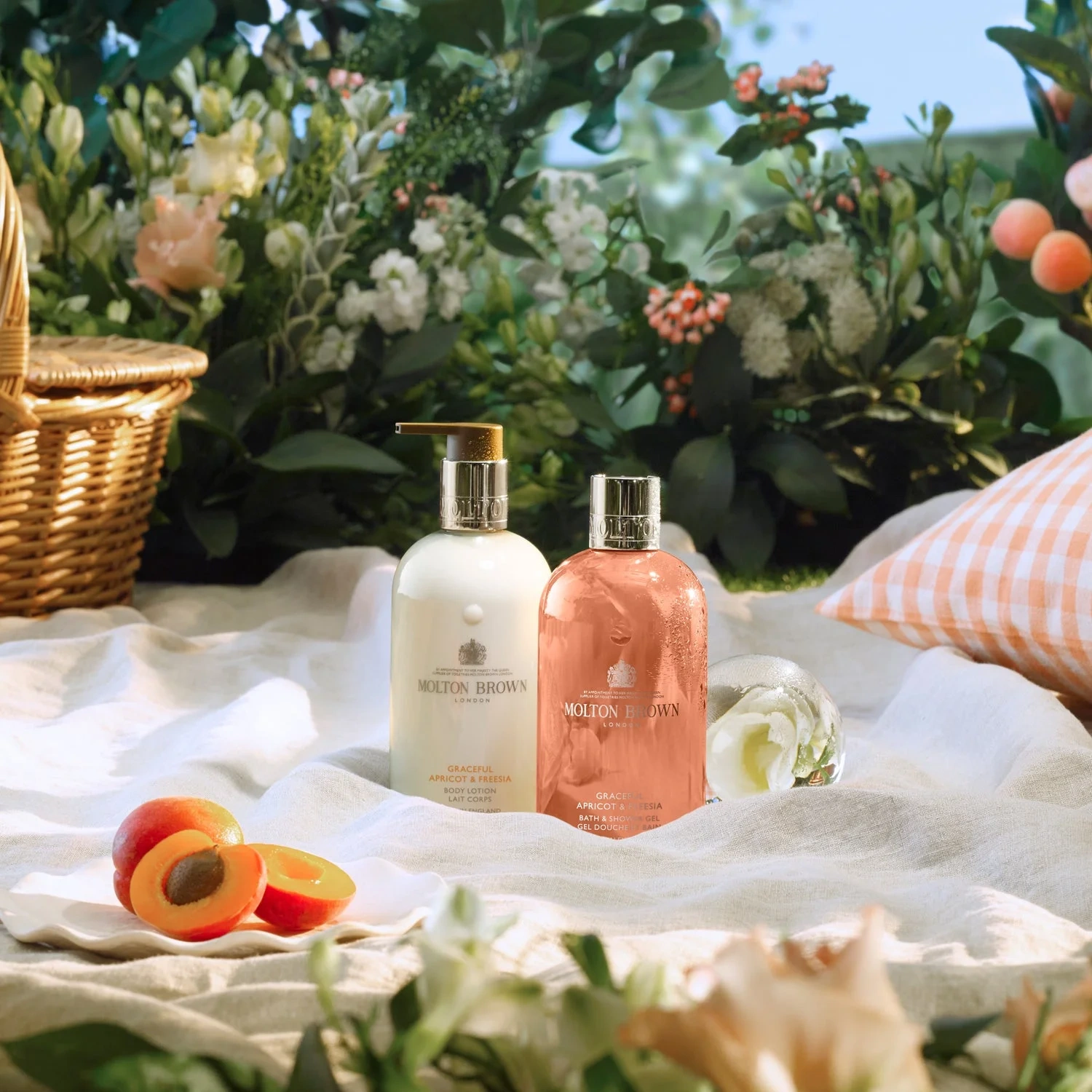 Molton Brown Graceful Apricot & Freesia