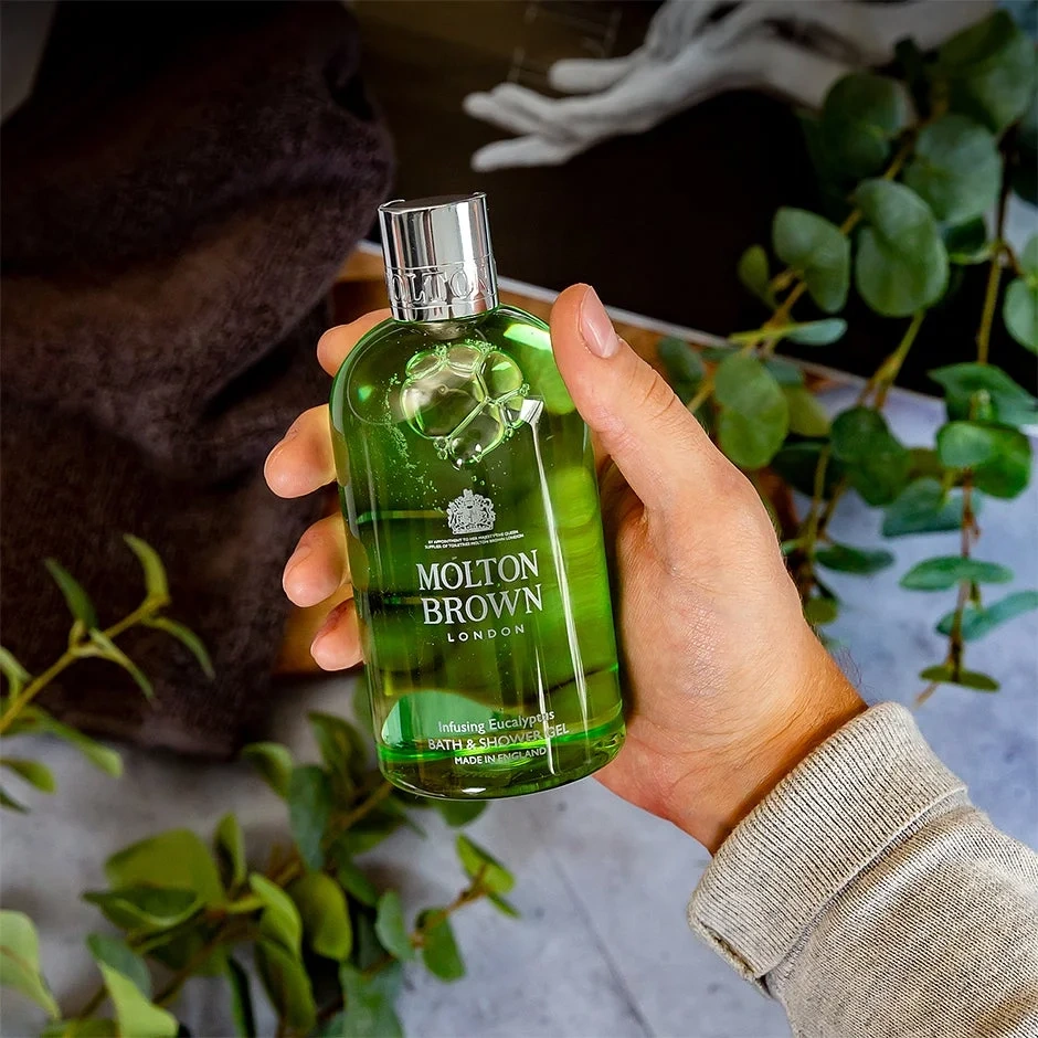 Molton Brown Infusing Eucalyptus Bath & Shower Gel