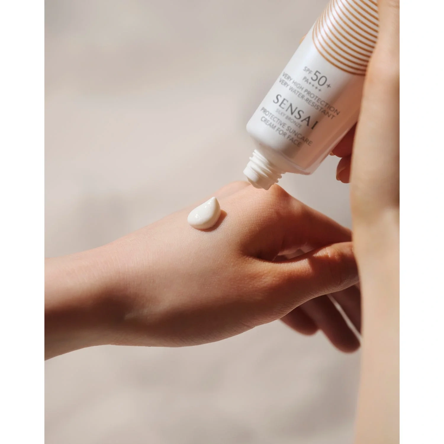 Sensai Silky Bronze Protective Cream Face