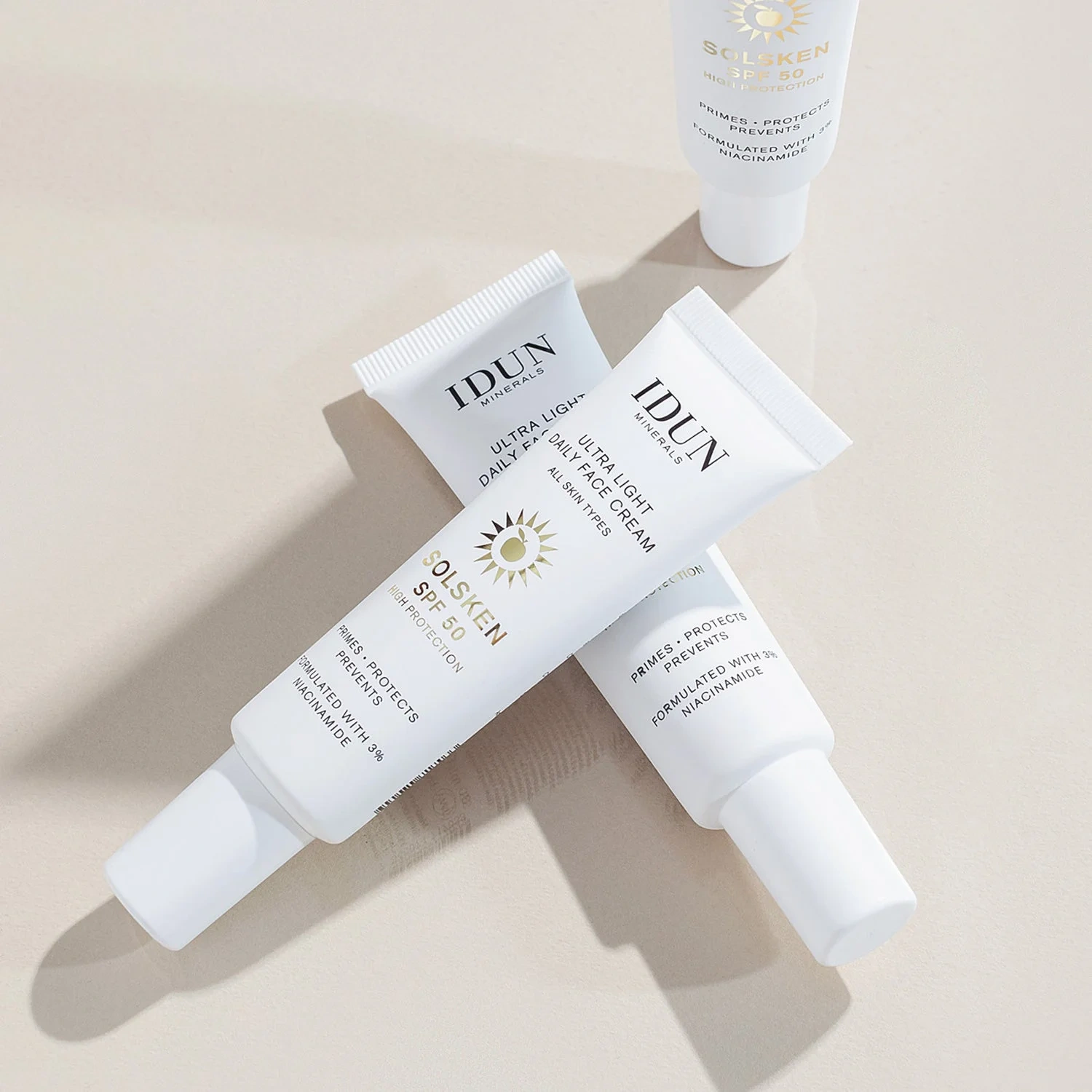IDUN Minerals Ultra Light Daily Face Cream Solsken